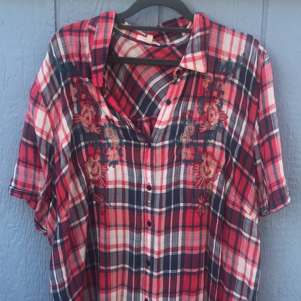 Maurices shirt